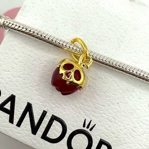 Pandora Bracelet Charm Disney’s The Evil Queen’s Poison Apple